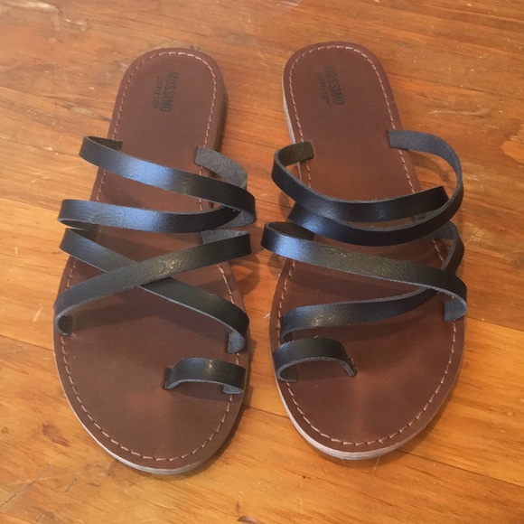 mossimo strappy sandals